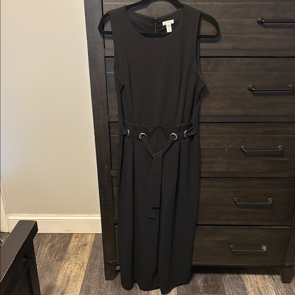 Elegant Black Sleeveless Dress